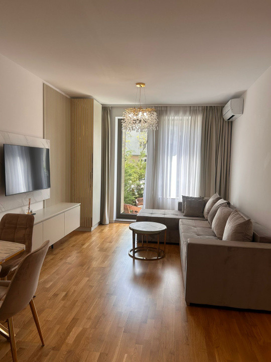 apartament decomandat de inchiriat cu 2 camere  in Soseaua Nordului 