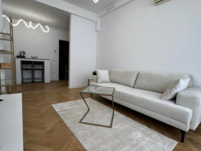 Apartament 2 camere Calea Victoriei situat la  etajul 9/10
