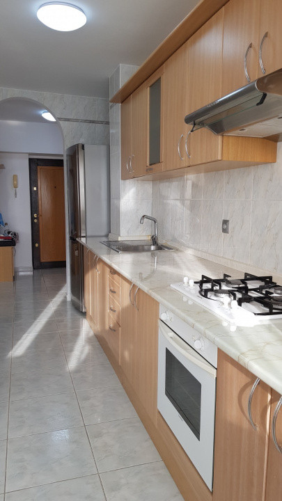 apartament  de inchiriat cu 3 camere in zona Dorobanti 