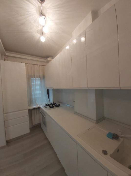 apartament  de inchiriat cu 2 camere  in zona Herastrau 