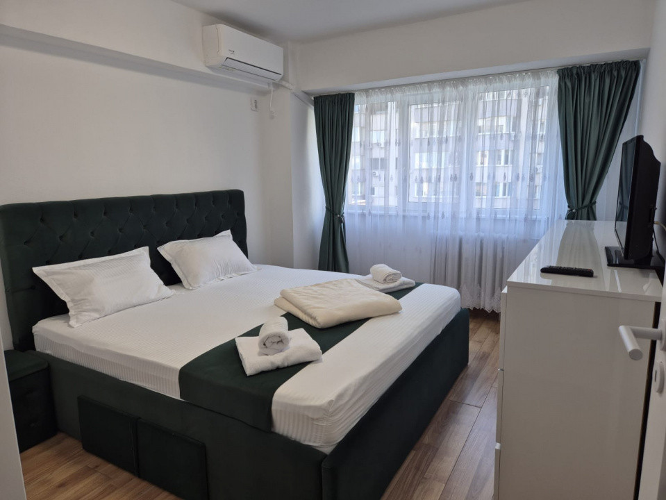 Apartament de 3 camere recent renovat pe Titulescu