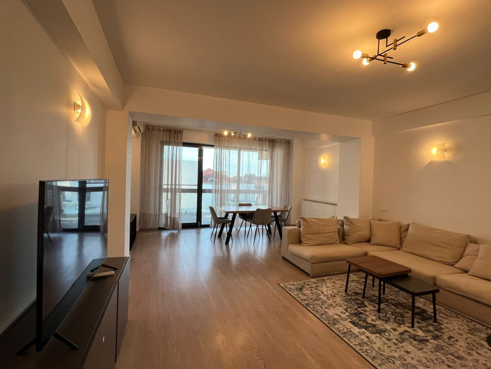 Apartament  de vanzare cu 3 camere  in Pipera,  vedere la padure