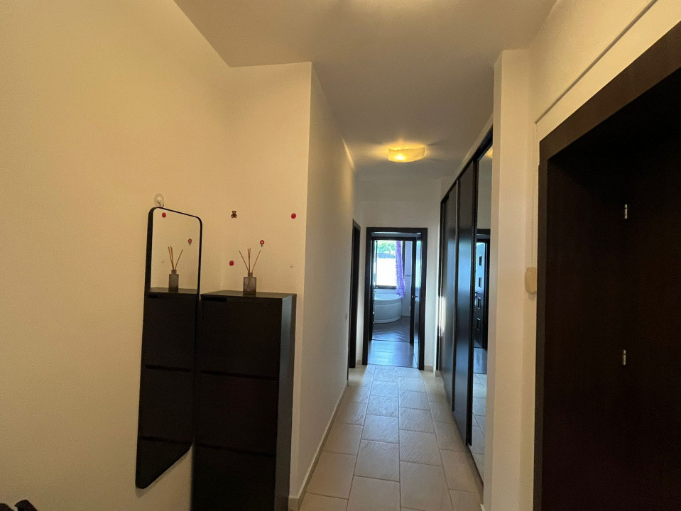 Apartament  de vanzare cu 3 camere  in Pipera,  vedere la padure