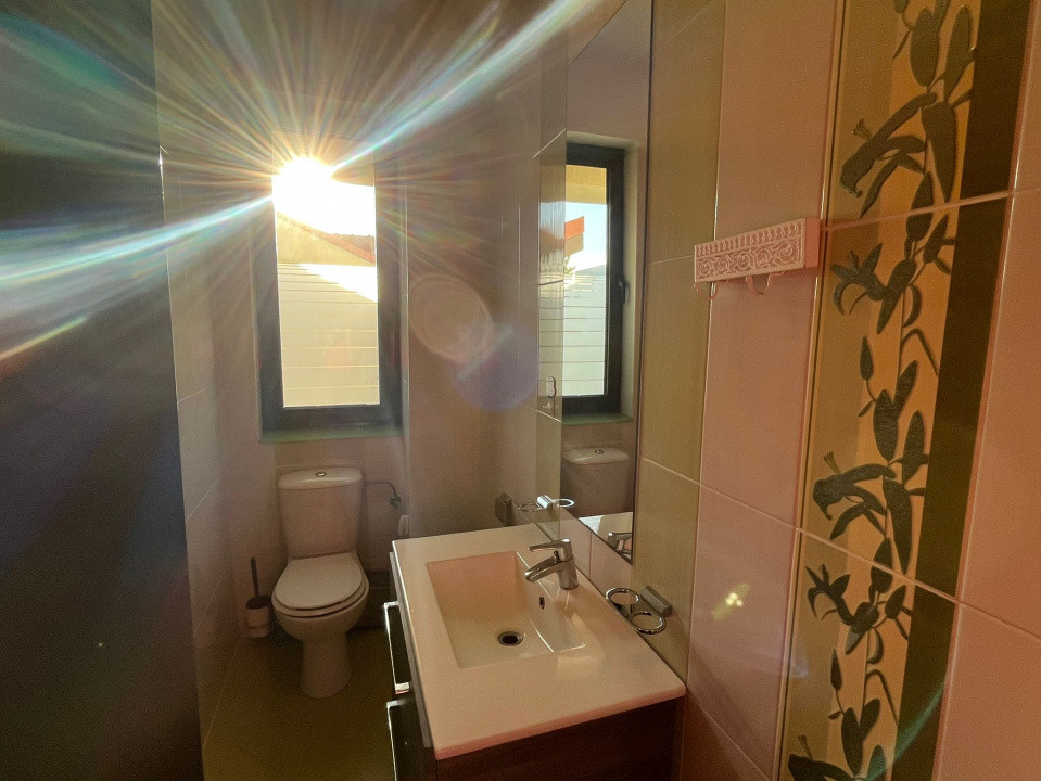 Apartament  de vanzare cu 3 camere  in Pipera,  vedere la padure