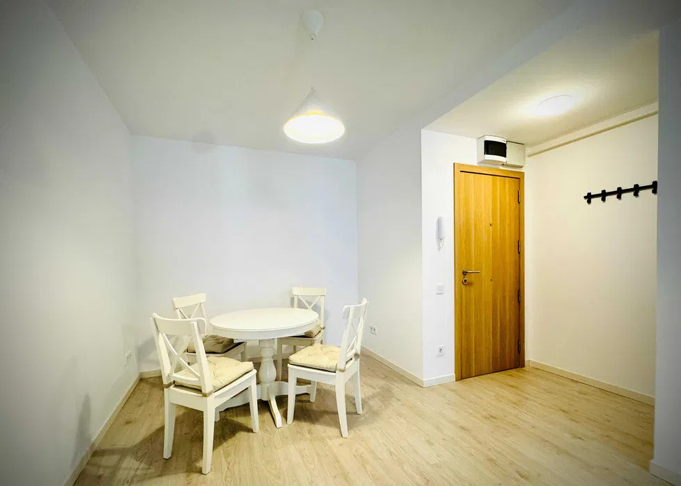 apartament de inchiriat cu 2 camere in zona Morarilor/Hercesa Vivenda