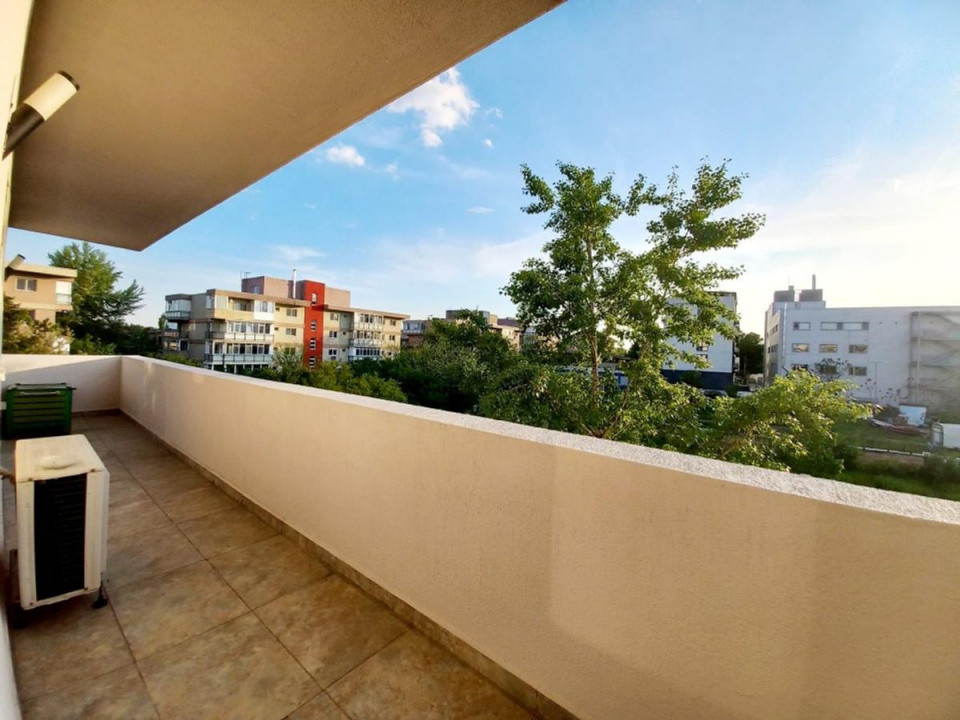 apartament decomandat de inchiriat cu 3 camere  in Baneasa 