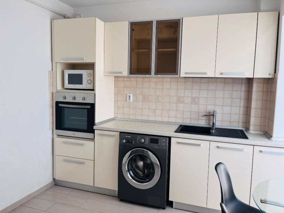 apartament decomandat de inchiriat cu 2 camere  in Dorobanti 