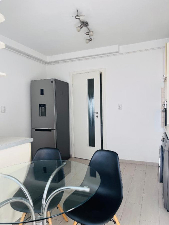 apartament decomandat de inchiriat cu 2 camere  in Dorobanti 