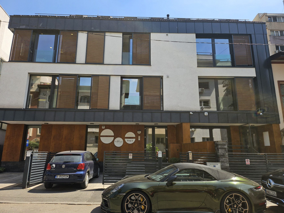 Clădire birouri premium - 5 niveluri | lângă Piața Victoriei