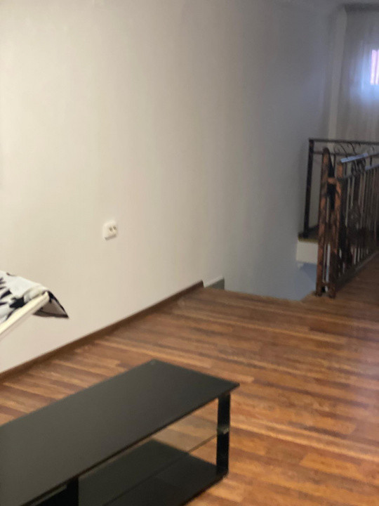 Casă individuală cu compartimentare generoasă în zona Titan