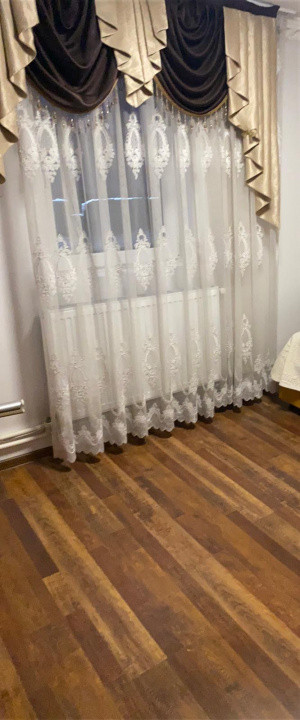 Casă individuală cu compartimentare generoasă în zona Titan