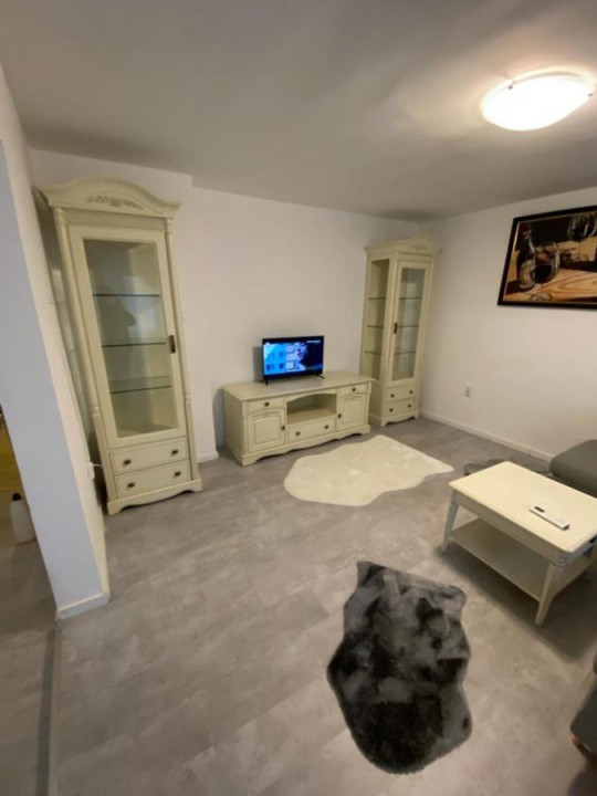 apartament decomandat de inchiriat cu 2 camere  in Floreasca 