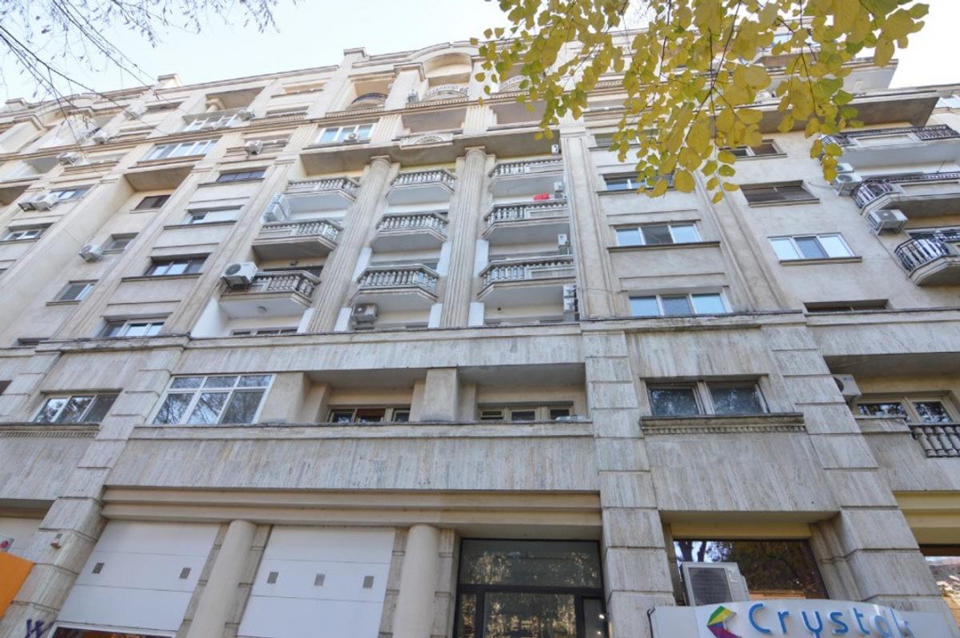 apartament decomandat de inchiriat cu 2 camere  in Unirii 