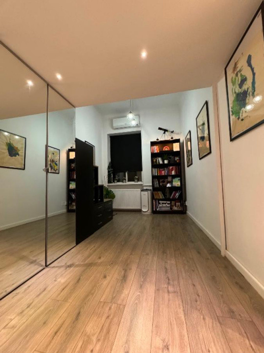 apartament decomandat de inchiriat cu 2 camere  in P-ta Romana 