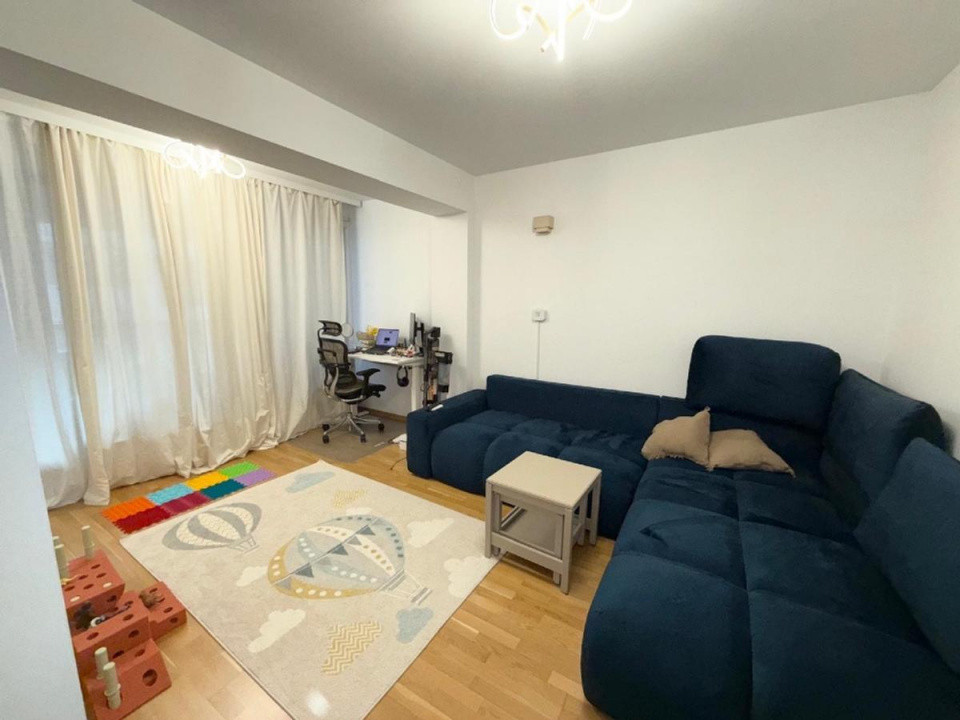 apartament decomandat de inchiriat cu 2 camere  in Aviatiei 