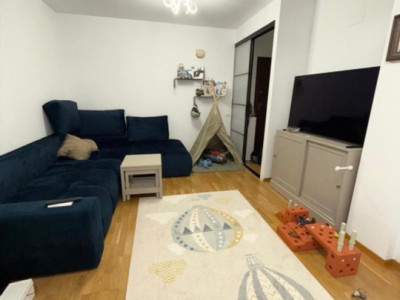 apartament decomandat de inchiriat cu 2 camere  in Aviatiei 