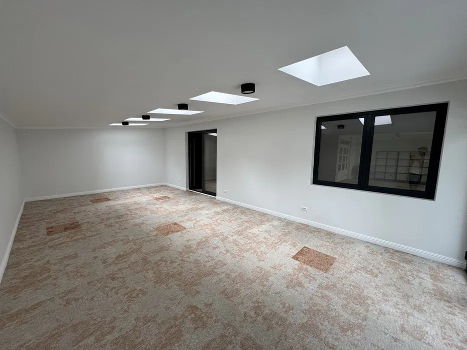 spatiu comercial  de inchiriat cu 2 camere  in zona Tei/Floreasca 