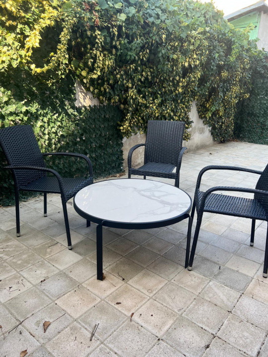 Vilă + curte  – 15 minute de Piața Unirii | 205 mp | 3 parcari