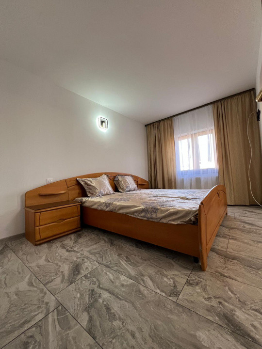 Vilă + curte  – 15 minute de Piața Unirii | 205 mp | 3 parcari