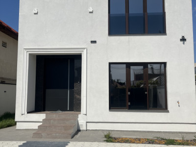 Vila individuala noua, 300 mp, 4 camere, 3 bai, curte, parcare, zona 1 Decembrie