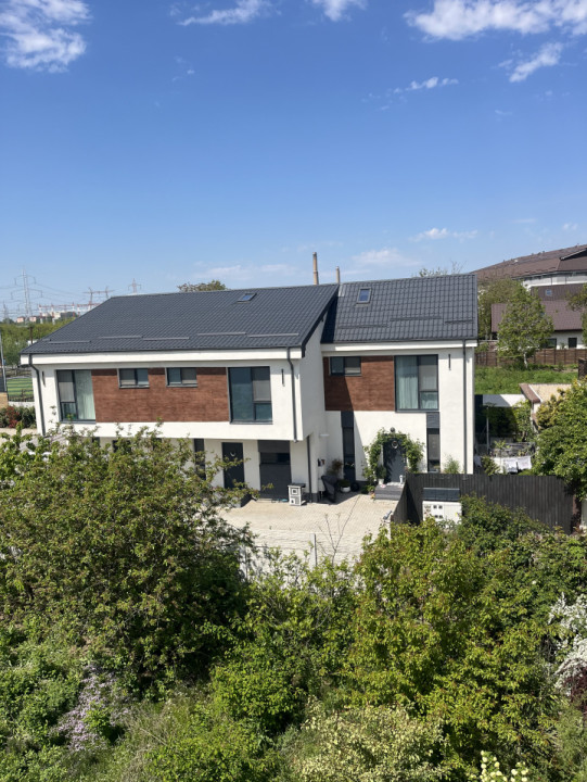 Vila individuala noua, 120 mp, 5 camere, 5 bai, curte, parcare, zona Trapezului