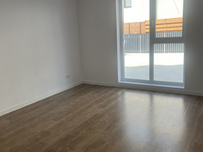 Apartament 2 camere 52 mp, bloc nou, centrala, parcare, zona Trapezului