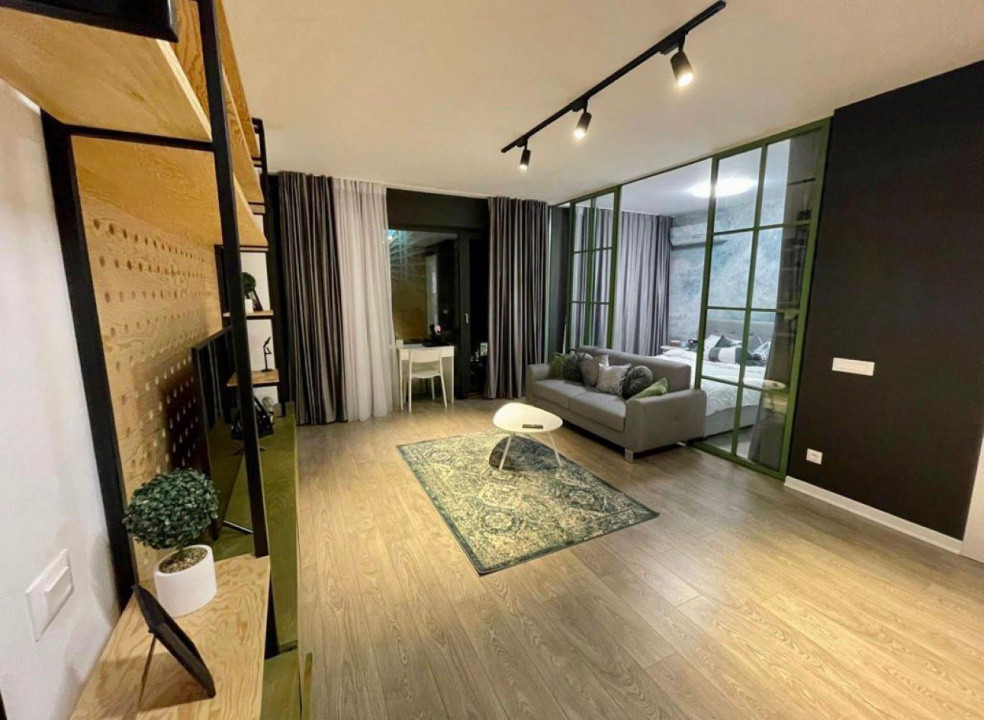Studio modern cu parcare privată și spațiu generos