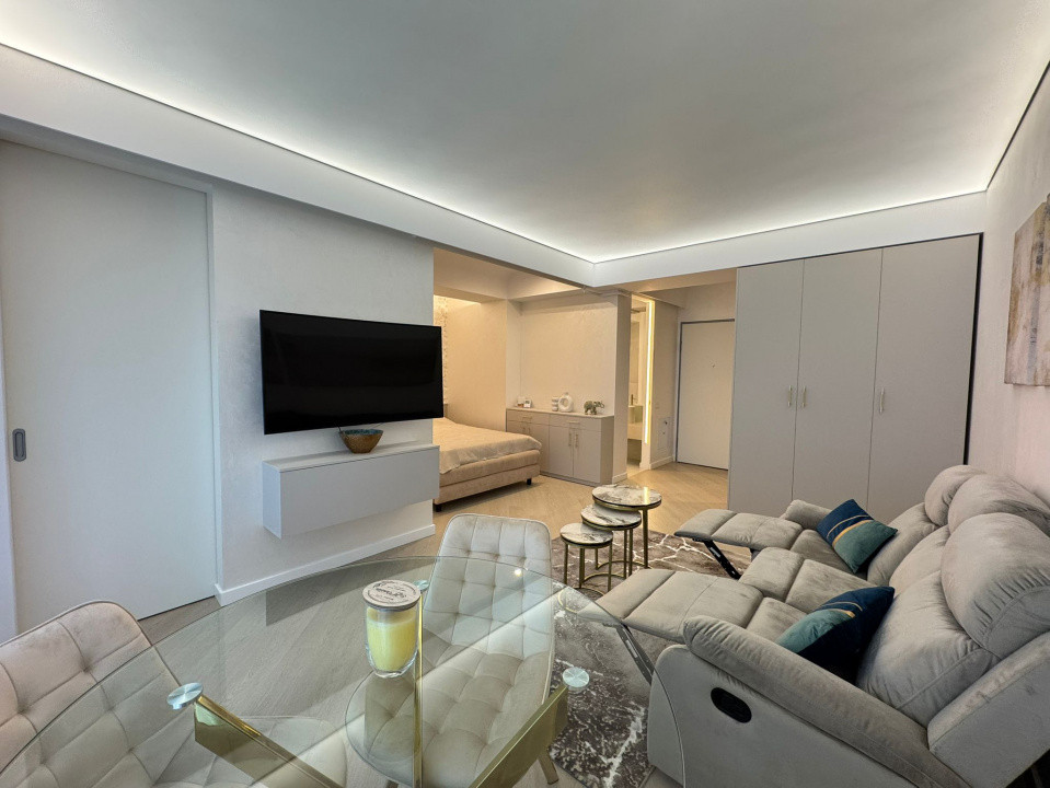 Studio Cortina North Pipera - Prima inchiriere