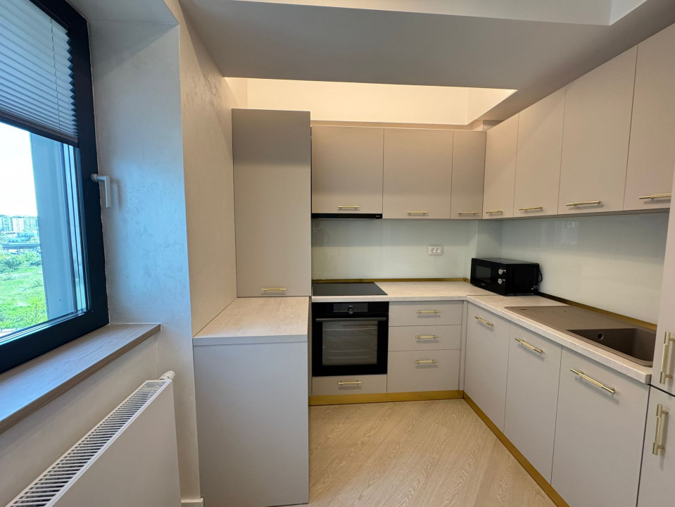 Studio Cortina North Pipera - Prima inchiriere