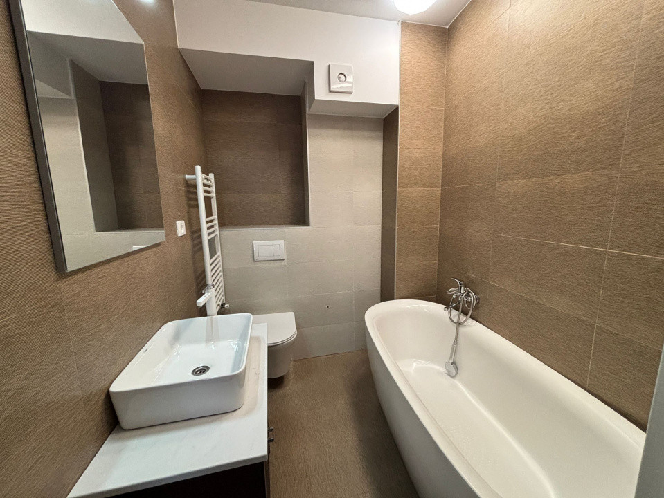 Apartament 3 camere zona de nord, lângă parc și metrou, un apartament / nivel
