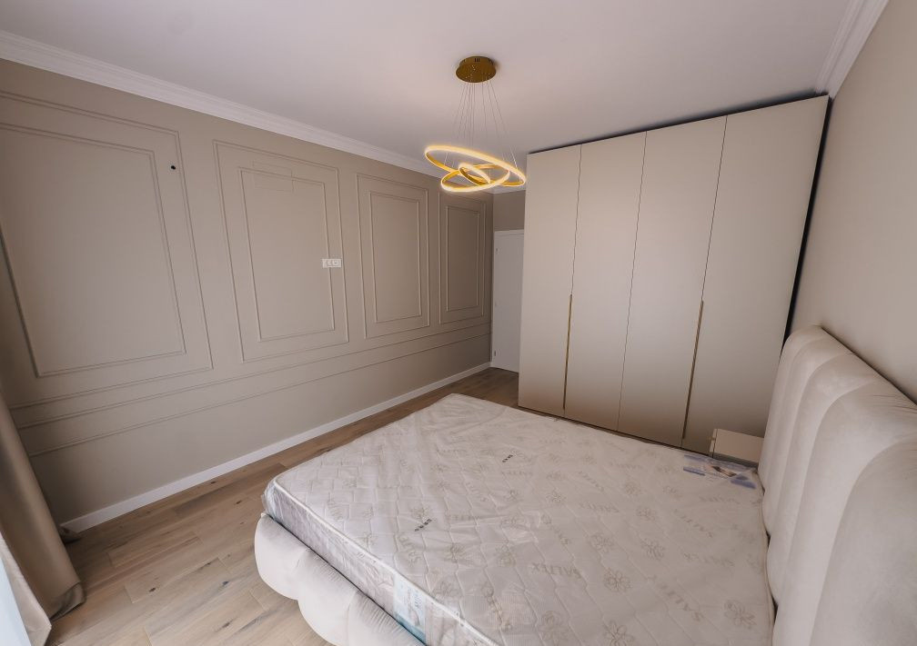 Vila 3 camere H4L Village Pipera, curte, parcare, prima inchiriere