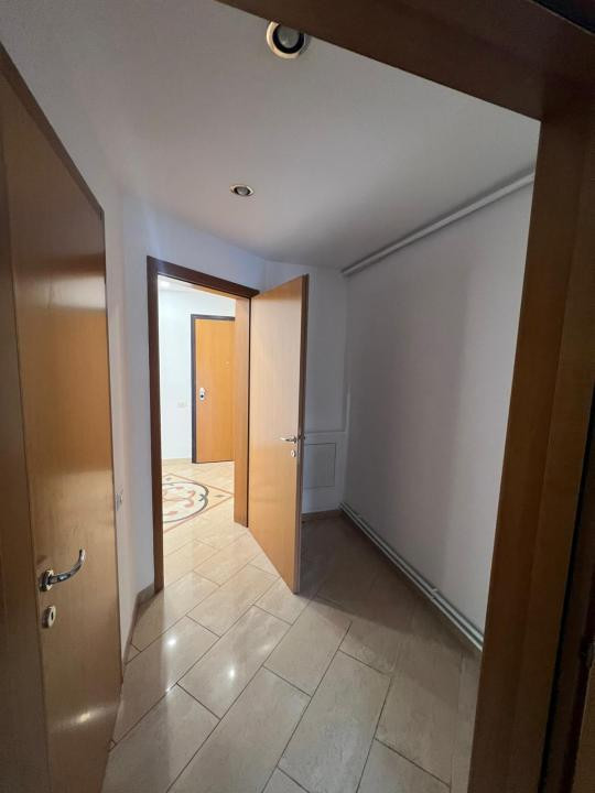 Apartament exclusivist 5 camere – vedere lac Bordei – Primăverii