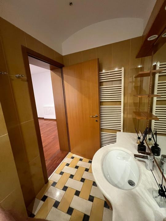 Apartament exclusivist 5 camere – vedere lac Bordei – Primăverii
