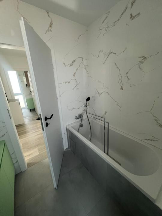 Apartament de vanzare cu  3 camere  in Pipera 