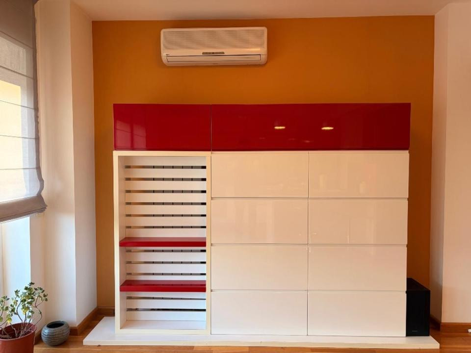 apartament decomandat de inchiriat cu 3 camere  in Iancu Nicolae 