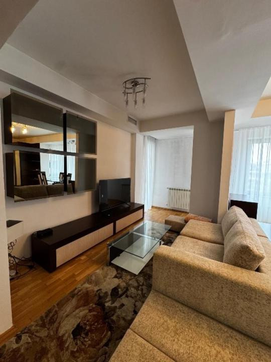 apartament decomandat de inchiriat cu 2 camere  in Herastrau 