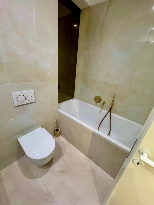 Închiriere Apartament 3 Camere | Cortina North | Parcare Subterană Inclusă