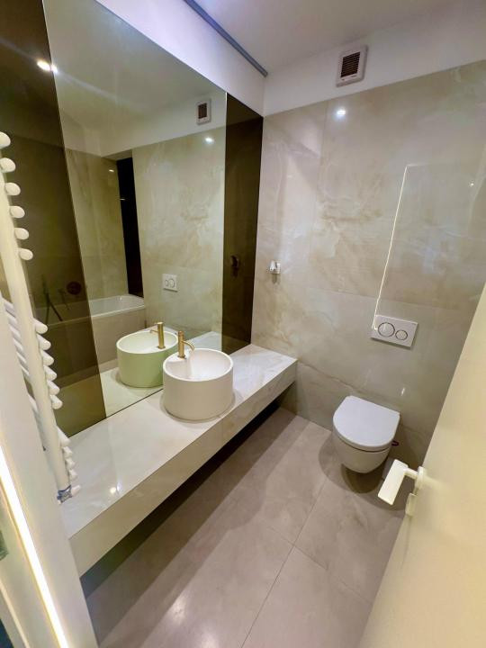 Închiriere Apartament 3 Camere | Cortina North | Parcare Subterană Inclusă