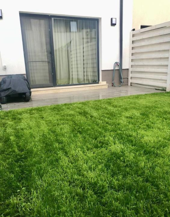 Vila 140 mp, 4 bai, terasa si curte privata, Pipera