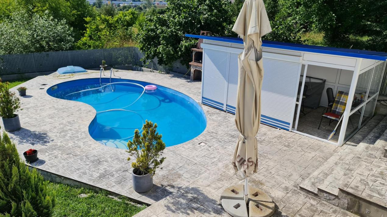 Vila P+1 cu piscina, Curtea de Arges