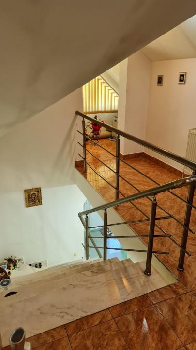 Vila P+1 cu piscina, Curtea de Arges
