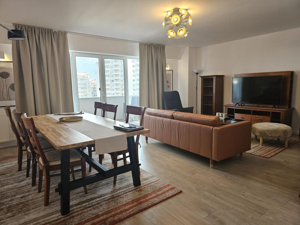 apartament decomandat de inchiriat cu 3 camere  in Alba Iulia 