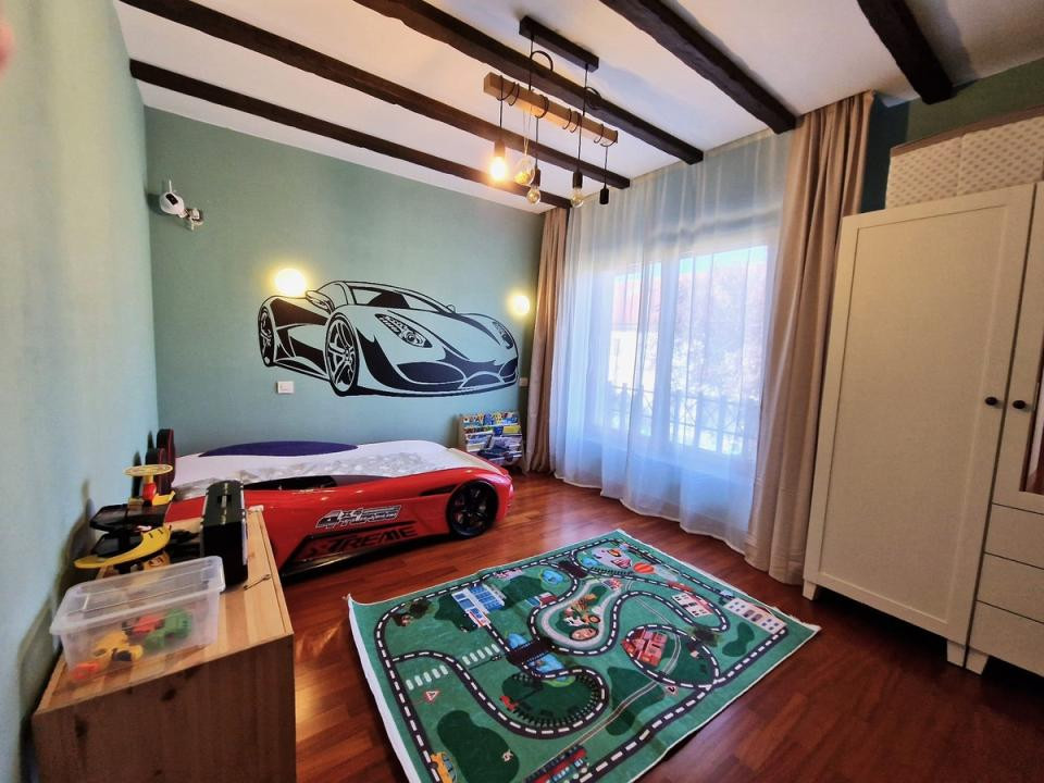 Casa in complex Pipera