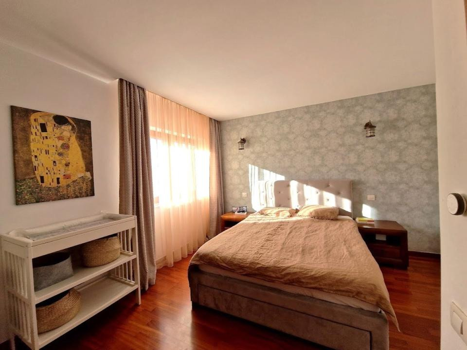 Casa in complex Pipera