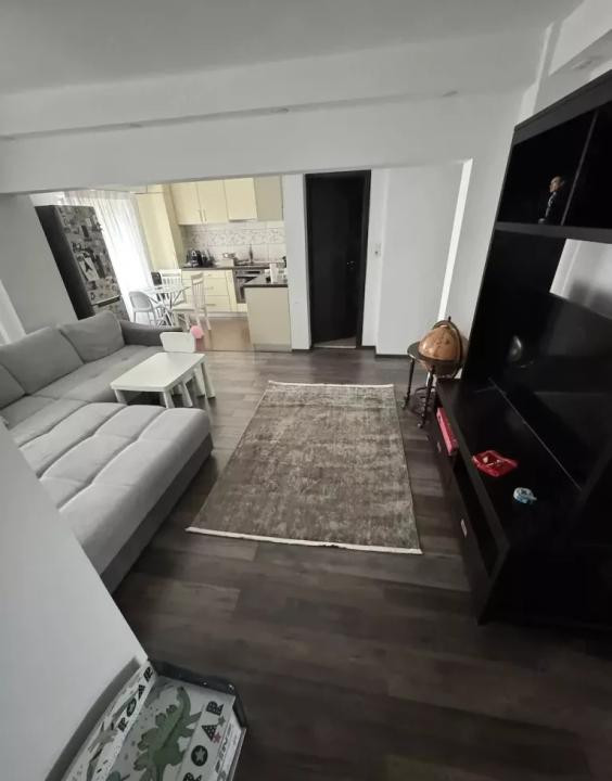 Apartament 3 camere de inchiriat Piata Muncii 350m loc de parcare