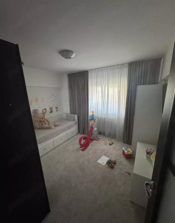 Apartament 3 camere de inchiriat Piata Muncii 350m loc de parcare