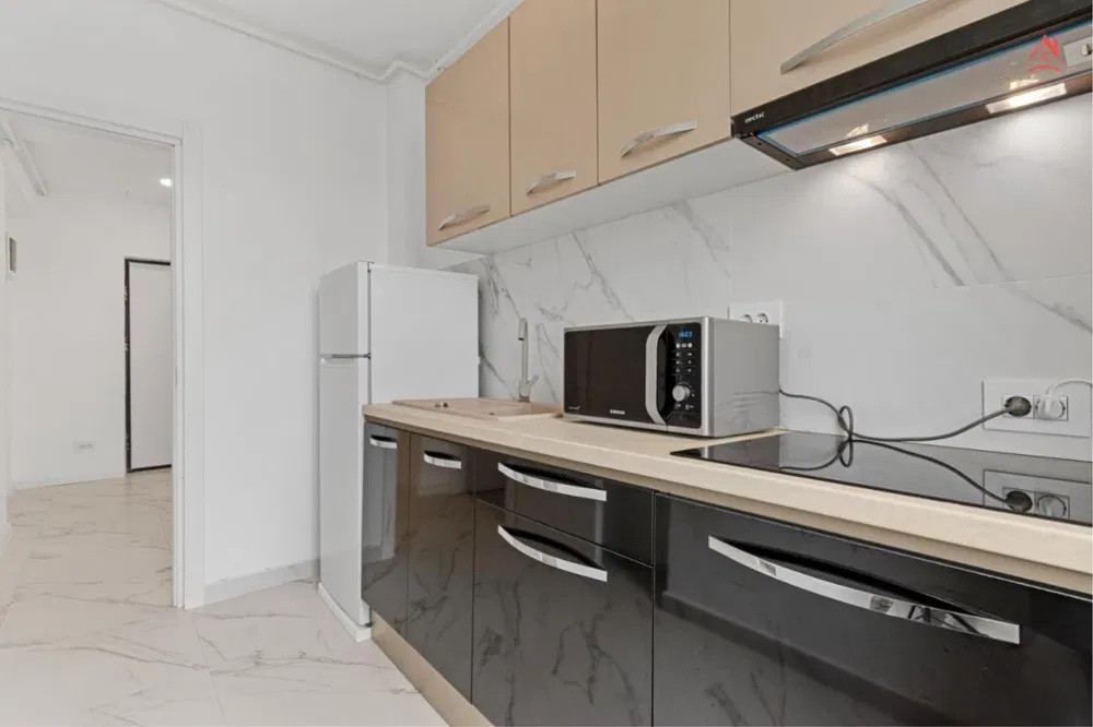 De inchiriat apartament decomandat cu 2 camere zona bd. Timisoara 