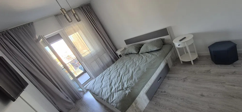 apartament de inchiriat cu 2 camere  in zona Morarilor 