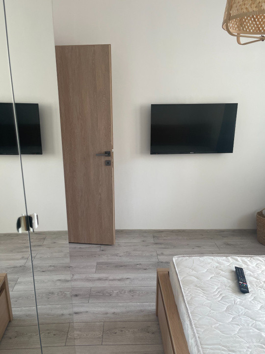 de inchiriat apartament semidecomandat cu 3 camere  in Dorobanti 