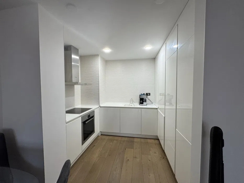 apartament de inchiriat cu 2 camere  in Herastrau/ Cortina Residence